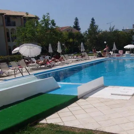 Silver And Annexe (adults Only) 2* Roda (Corfu)