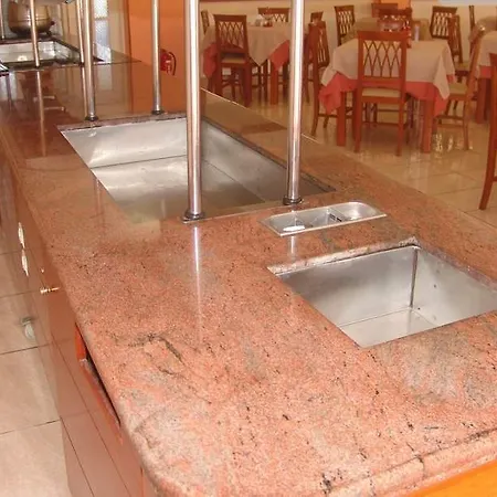 Silver And Annexe (adults Only) Hotell 2*