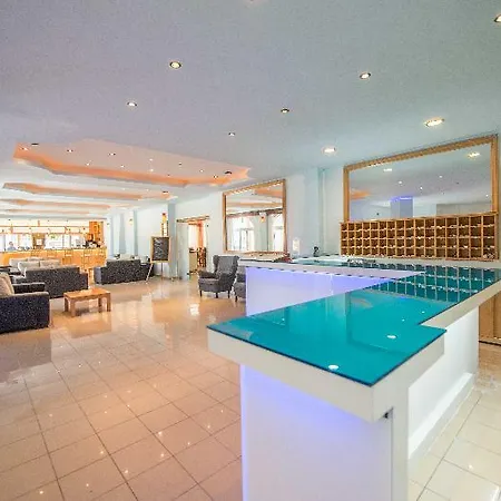 Silver And Annexe (adults Only) Hotell 2*
