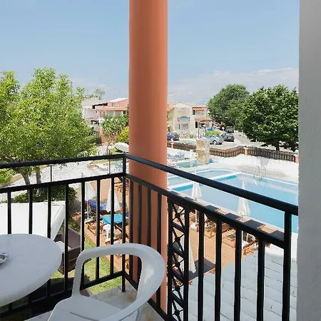 Hotell Silver And Annexe (adults Only) 2*